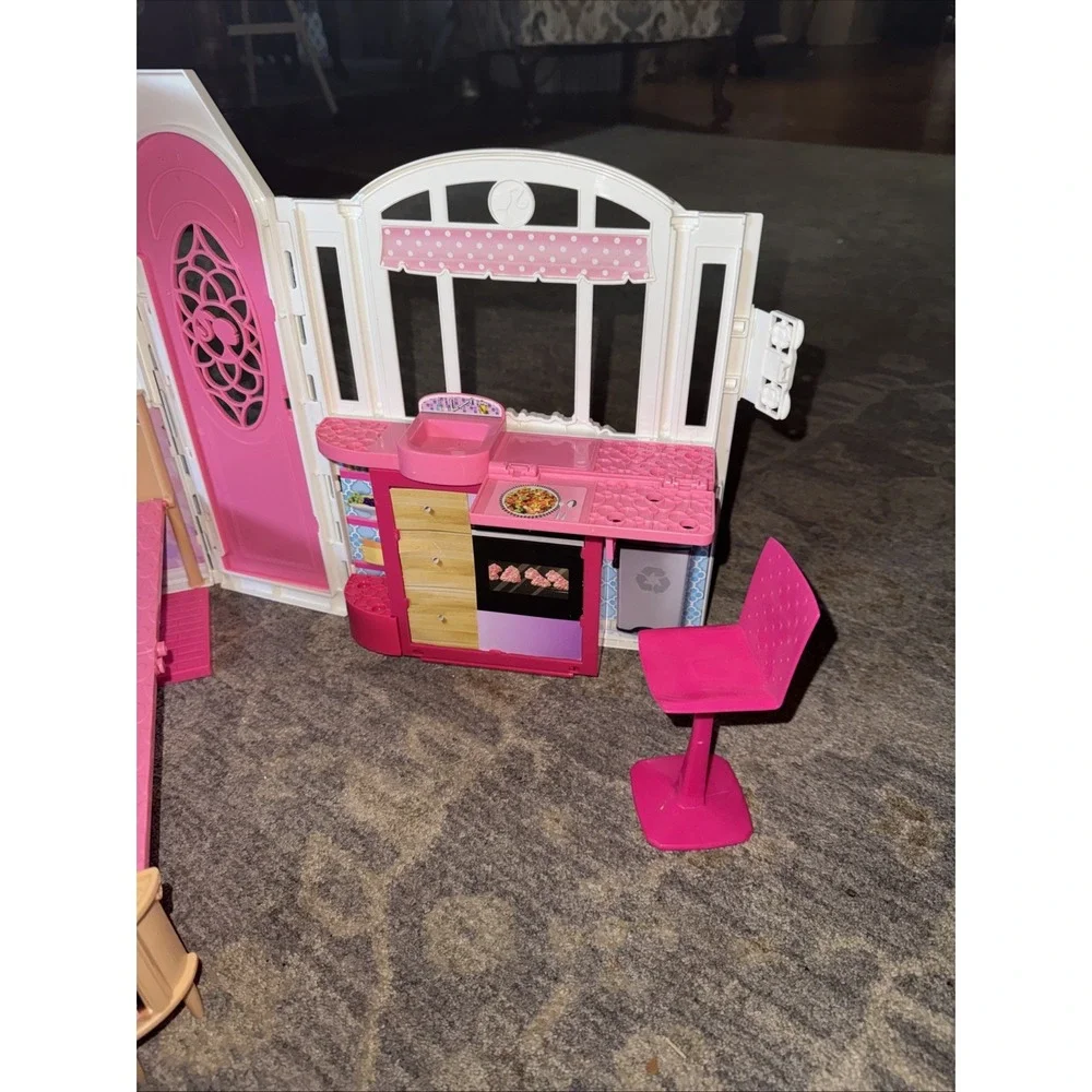 Barbie Glam Getaway House Pink & White Fold-Up Playset (Mattel #CHF54) 2014/2015